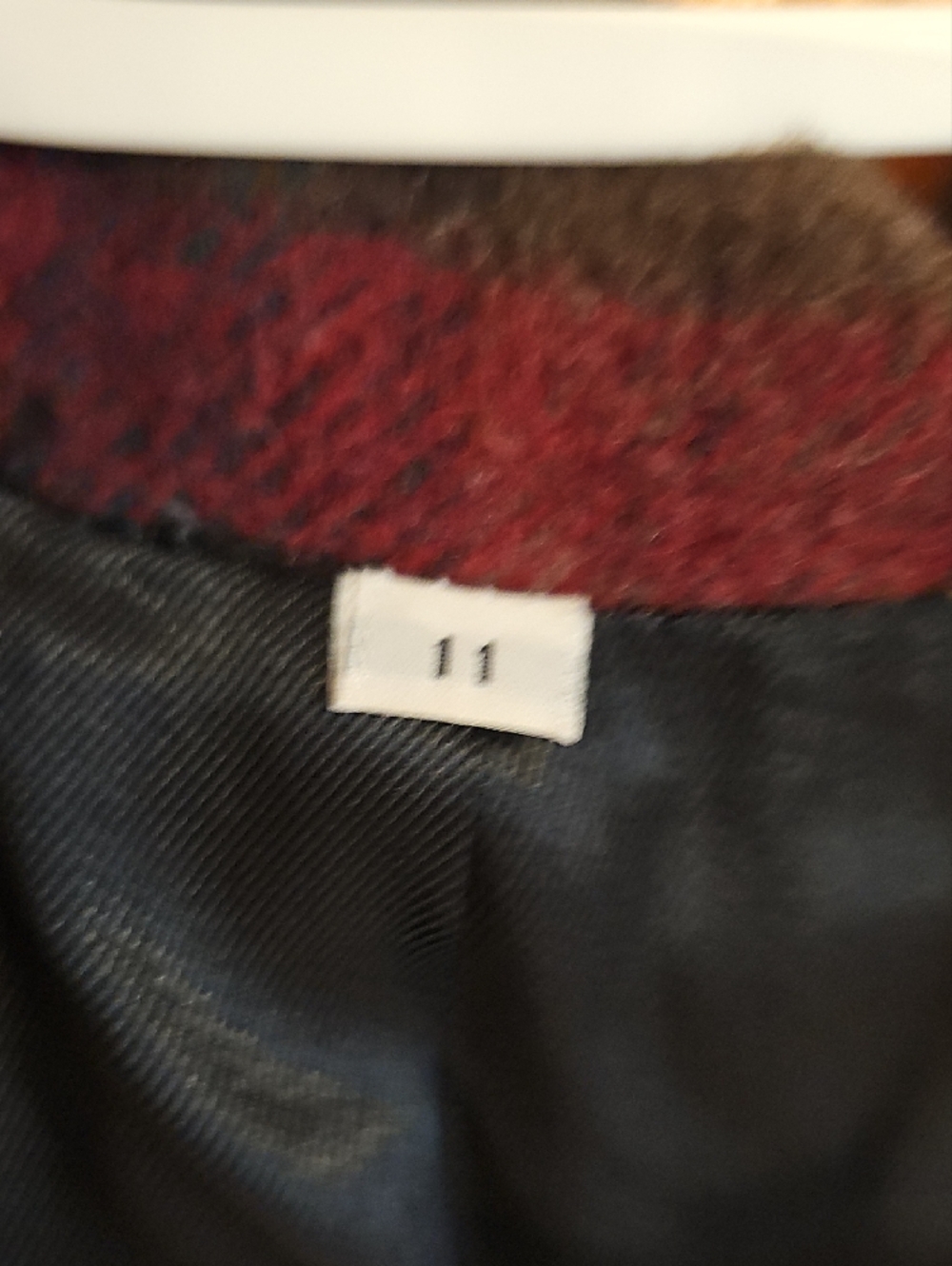 Vintage Reitmans Burgundy & Green Plaid Blazer - Picture 3 of 15